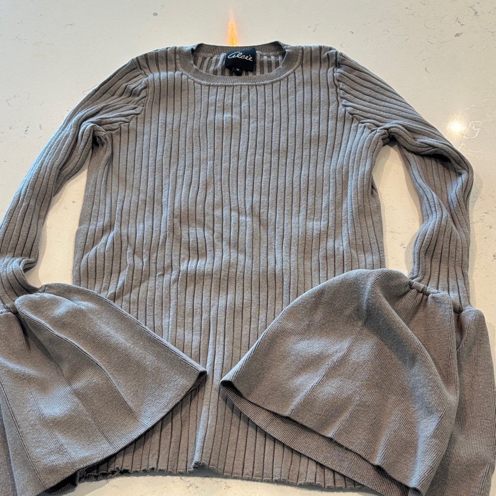 Alcee Taupe Ribbed Knit Sweater Size Medium